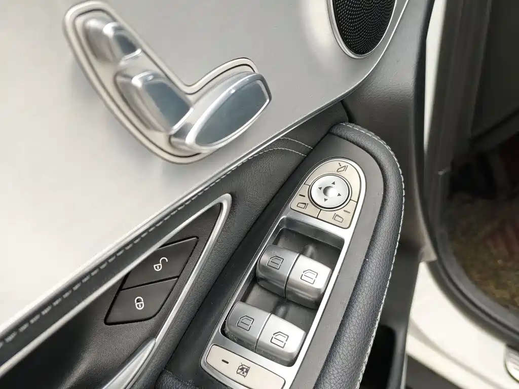Mercedes-Benz GLC — миниатюра 14