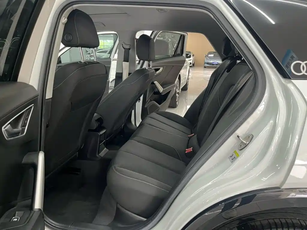 Audi Q2L — миниатюра 15