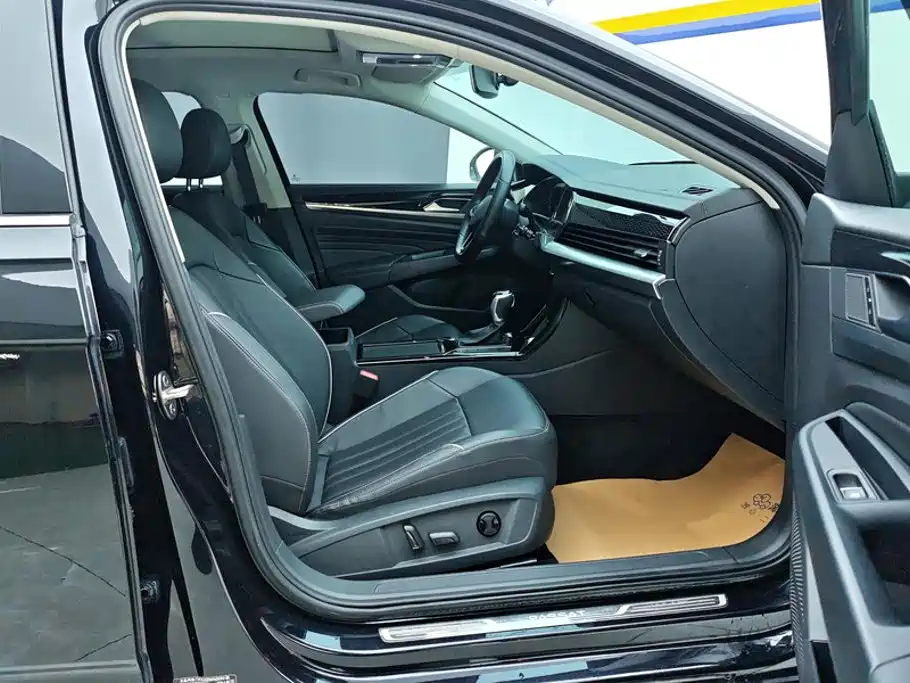 Volkswagen Passat — миниатюра 8