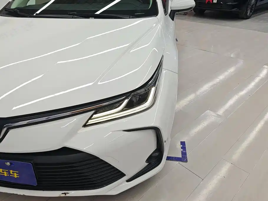 Toyota Corolla — миниатюра 5