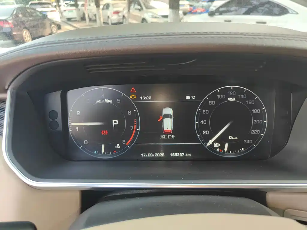Land Rover Range Rover — миниатюра 7