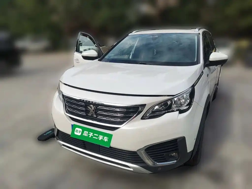 Peugeot 5008 — миниатюра 2
