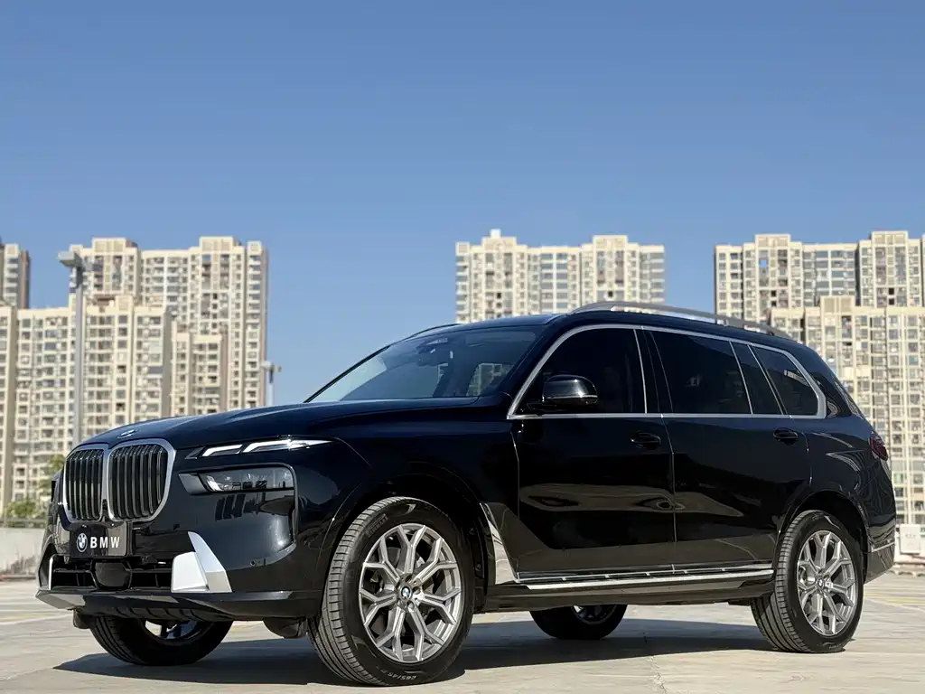BMW X7 2023 xDrive40i Lead Luxury