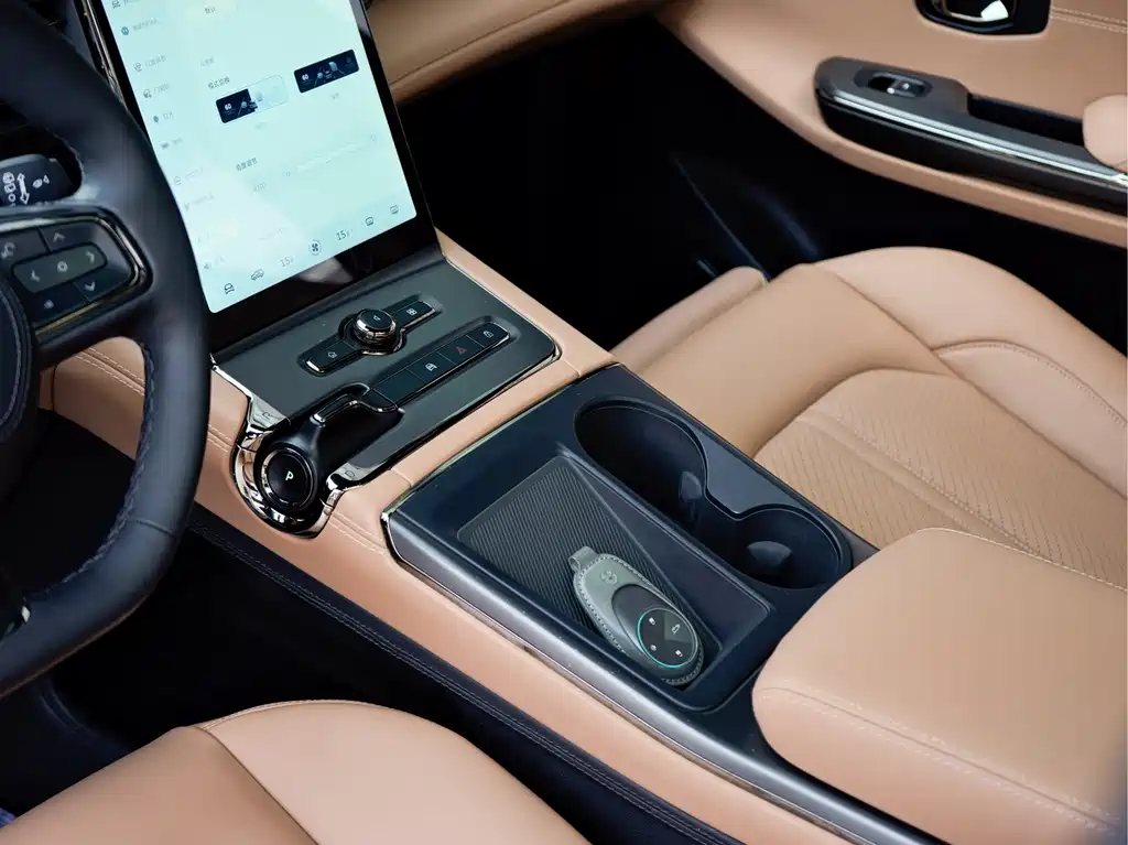 NIO ES6 — миниатюра 17