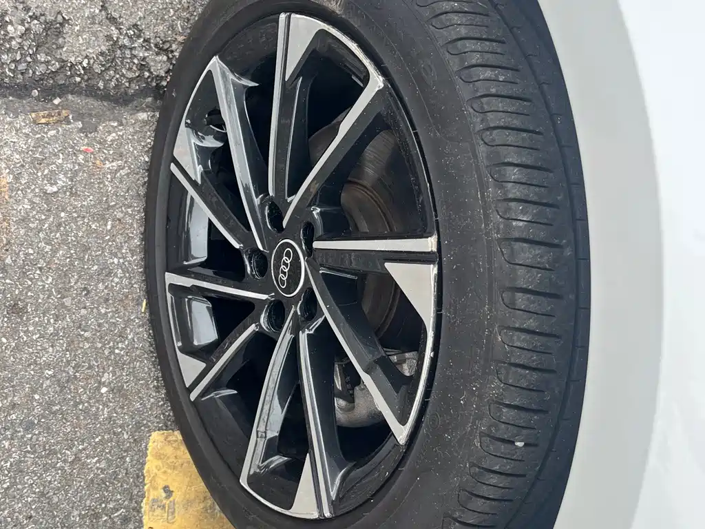 Audi A4L — миниатюра 4