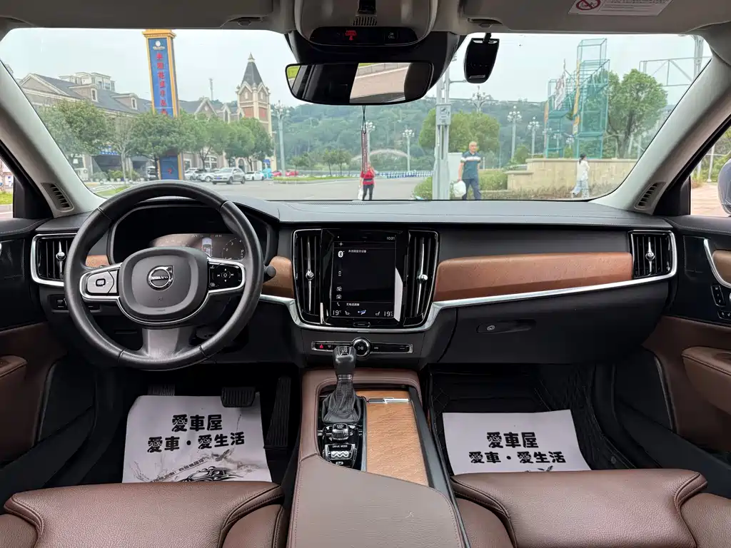 Volvo S90 — миниатюра 14