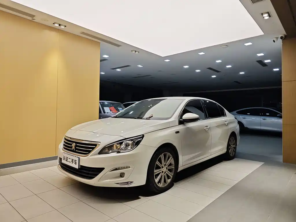 Peugeot 408 2016