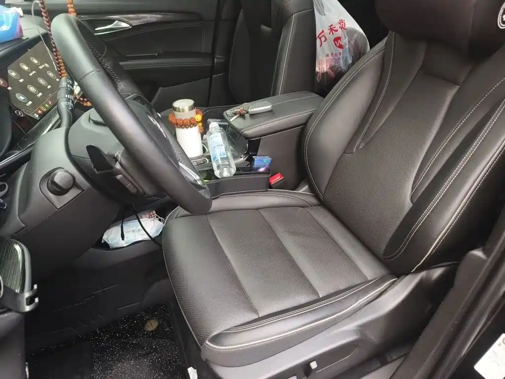 Buick Envision Plus — миниатюра 8