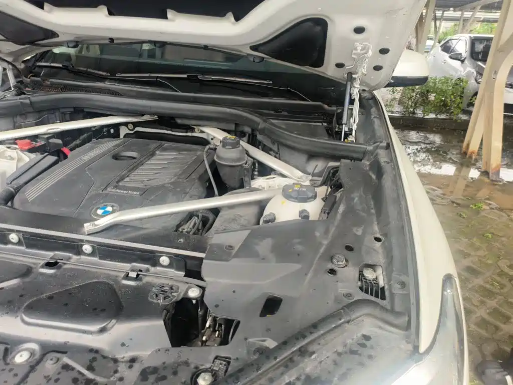 BMW X5 (Import) — миниатюра 22