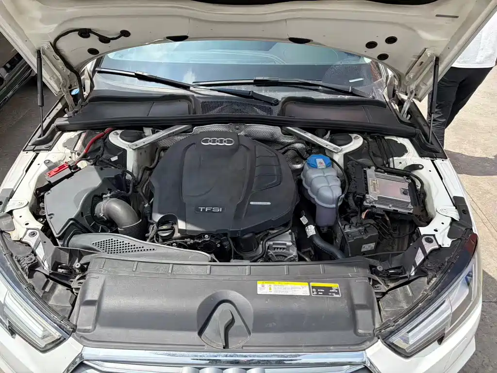 Audi A4L — миниатюра 10