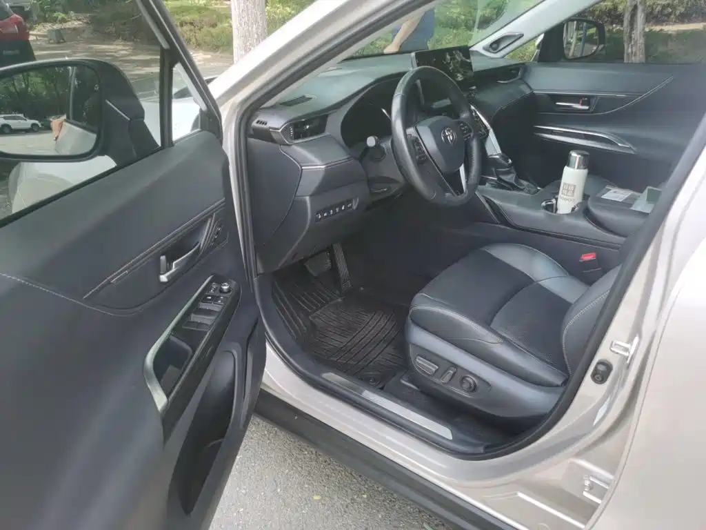 Toyota Venza — миниатюра 14