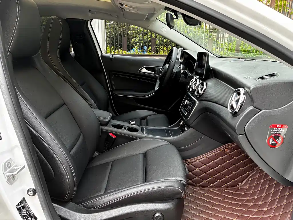 Mercedes-Benz GLA — миниатюра 13