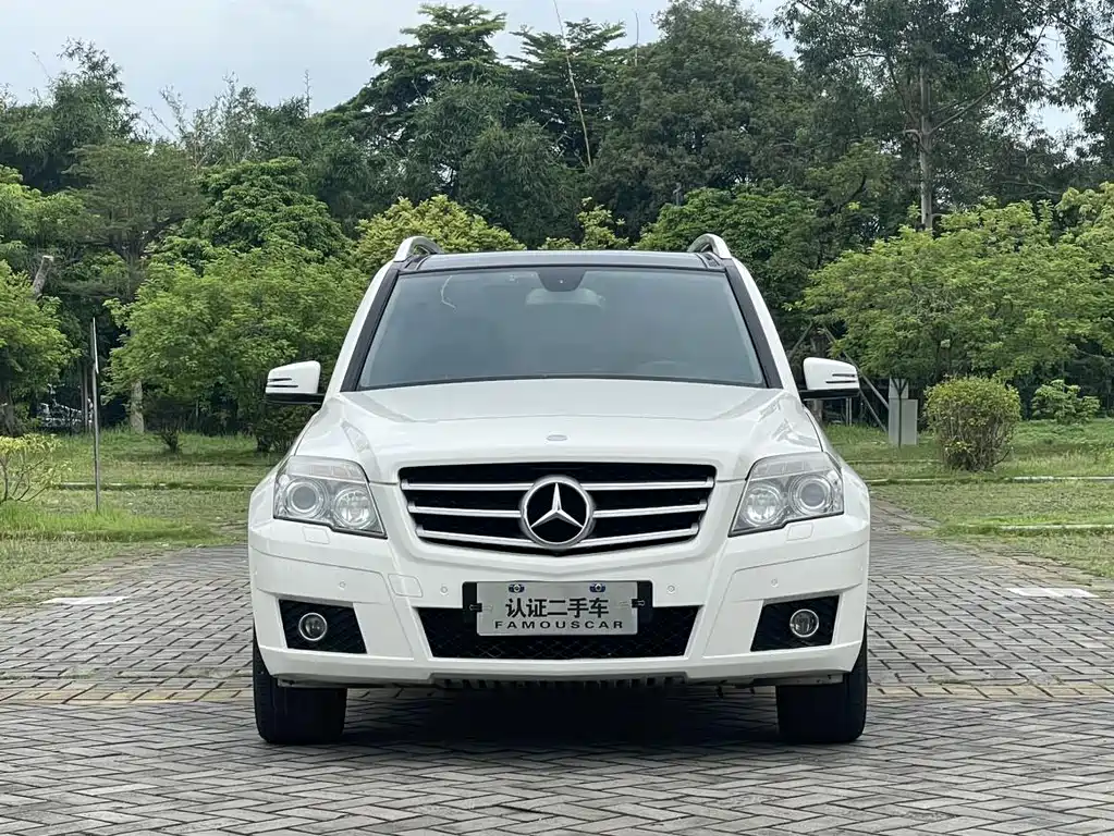 Mercedes-Benz GLK-Class (Import) — миниатюра 2