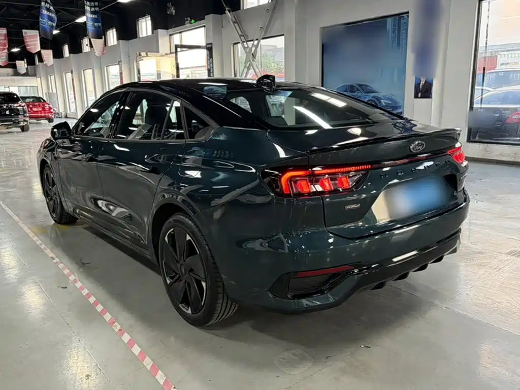 Ford Mondeo — миниатюра 13