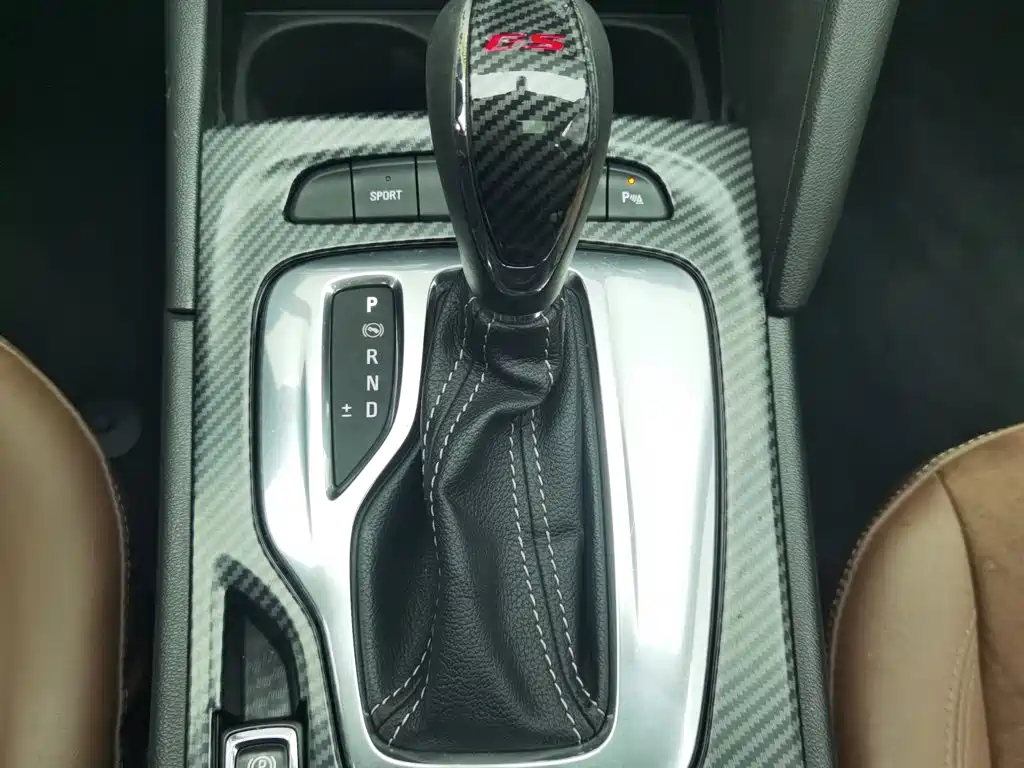 Buick Regal — миниатюра 13