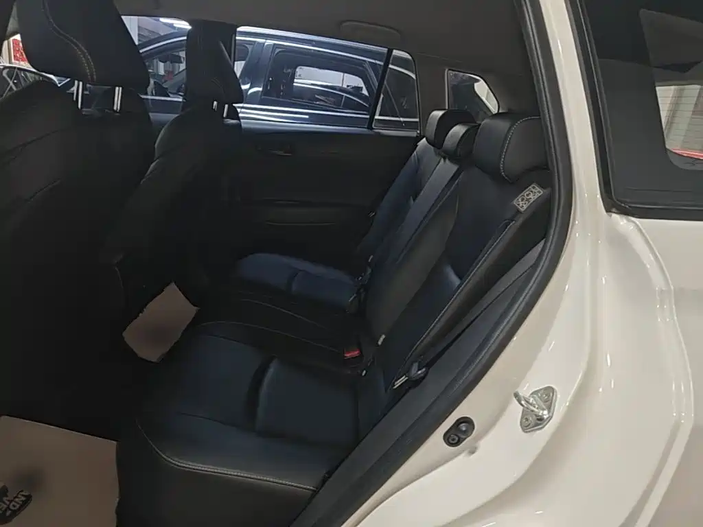 Toyota Frontlander — миниатюра 17