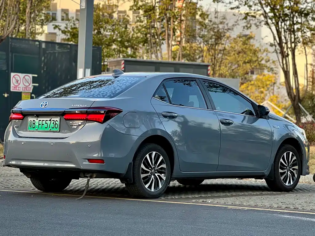 TOYOTA COROLLA DUAL ENGINE E+