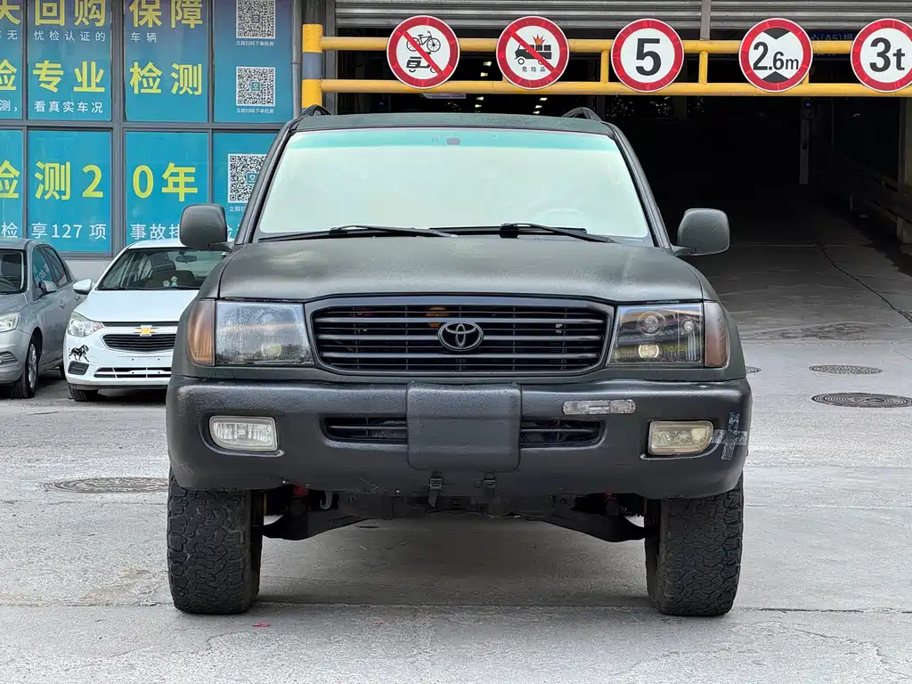 Toyota Land Cruiser — миниатюра 2