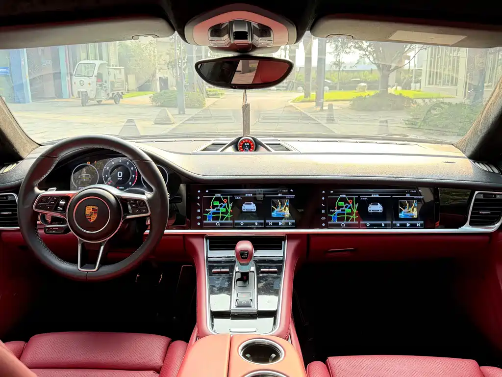 Porsche Panamera — миниатюра 5