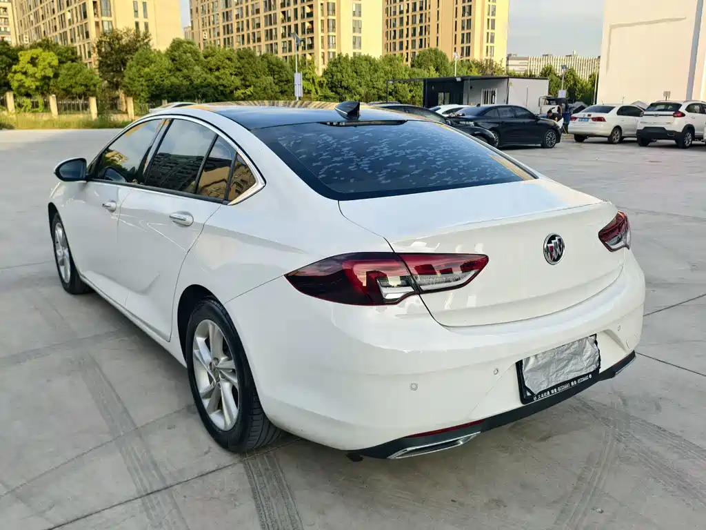 Buick Regal — миниатюра 6