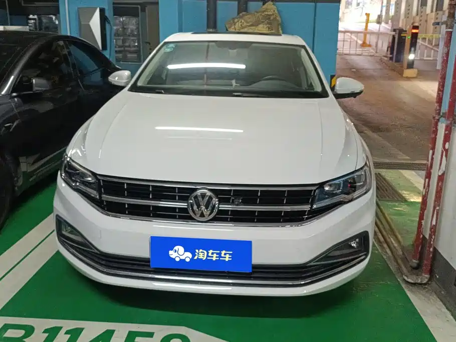 Volkswagen Bora — миниатюра 2