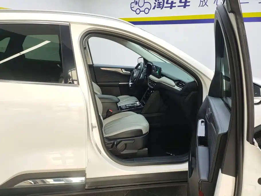 Ford Escape — миниатюра 8