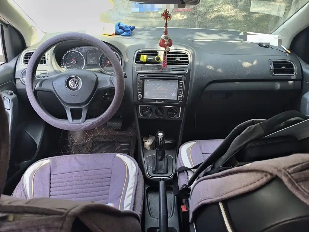 Volkswagen Polo — миниатюра 5
