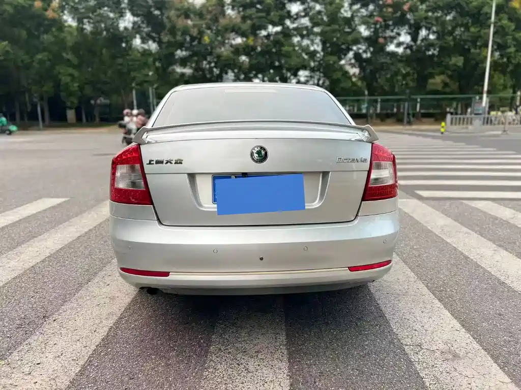 Skoda Octavia — миниатюра 4