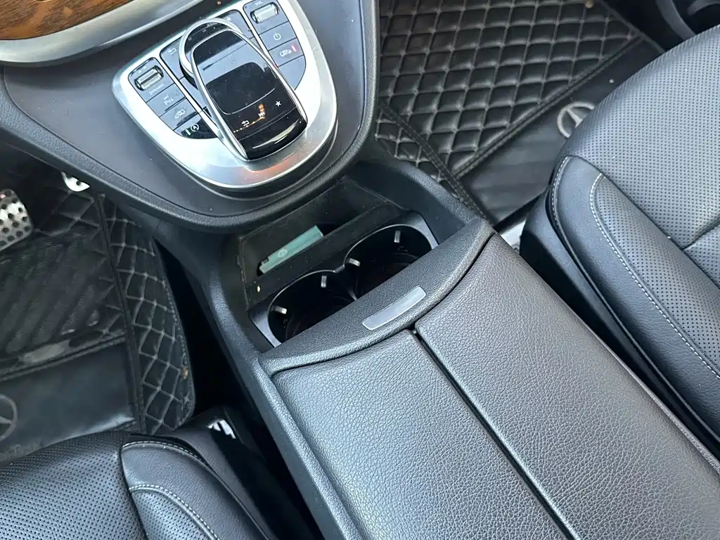Mercedes-Benz V-Class V 260 L Premium Extended Edition, фото 17