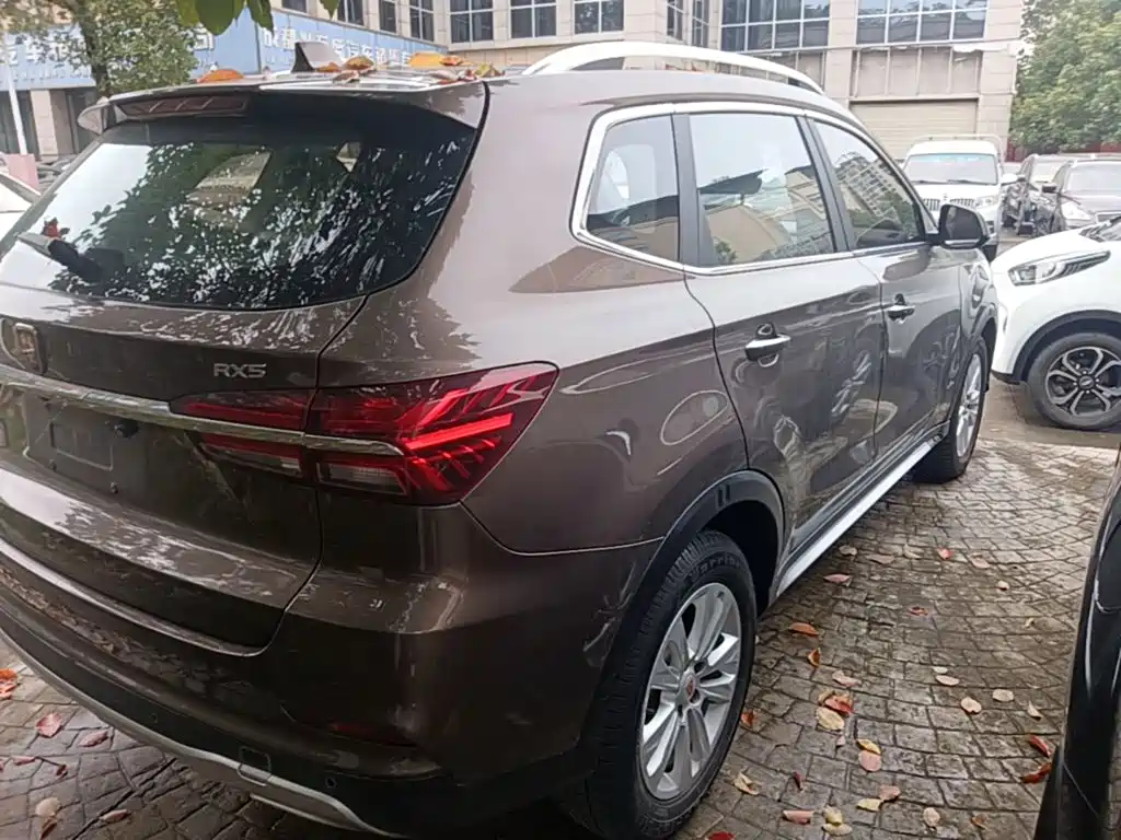Roewe RX5 — миниатюра 7