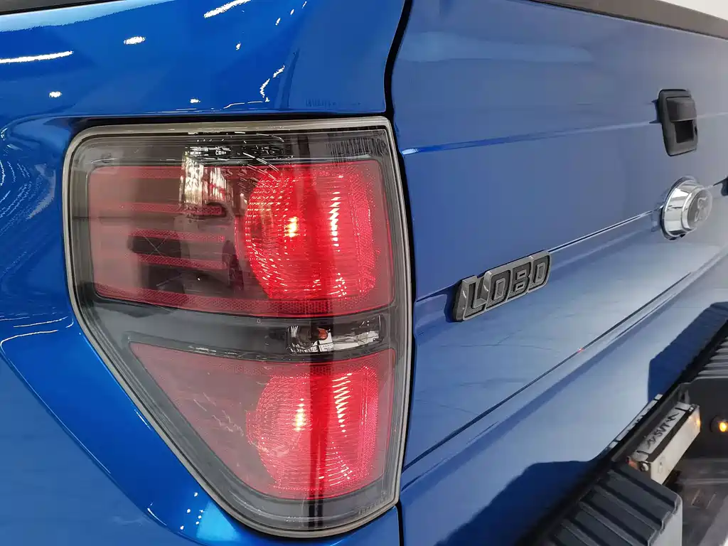 Ford F-150 Raptor — миниатюра 13
