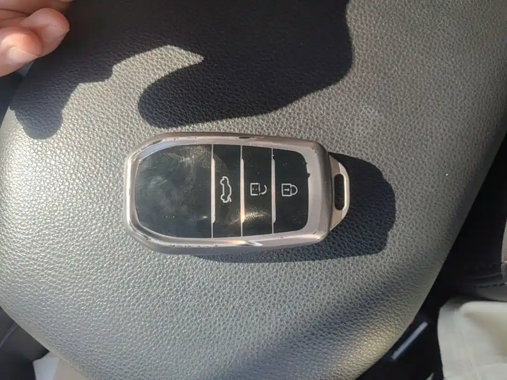 Toyota RAV4 — миниатюра 17