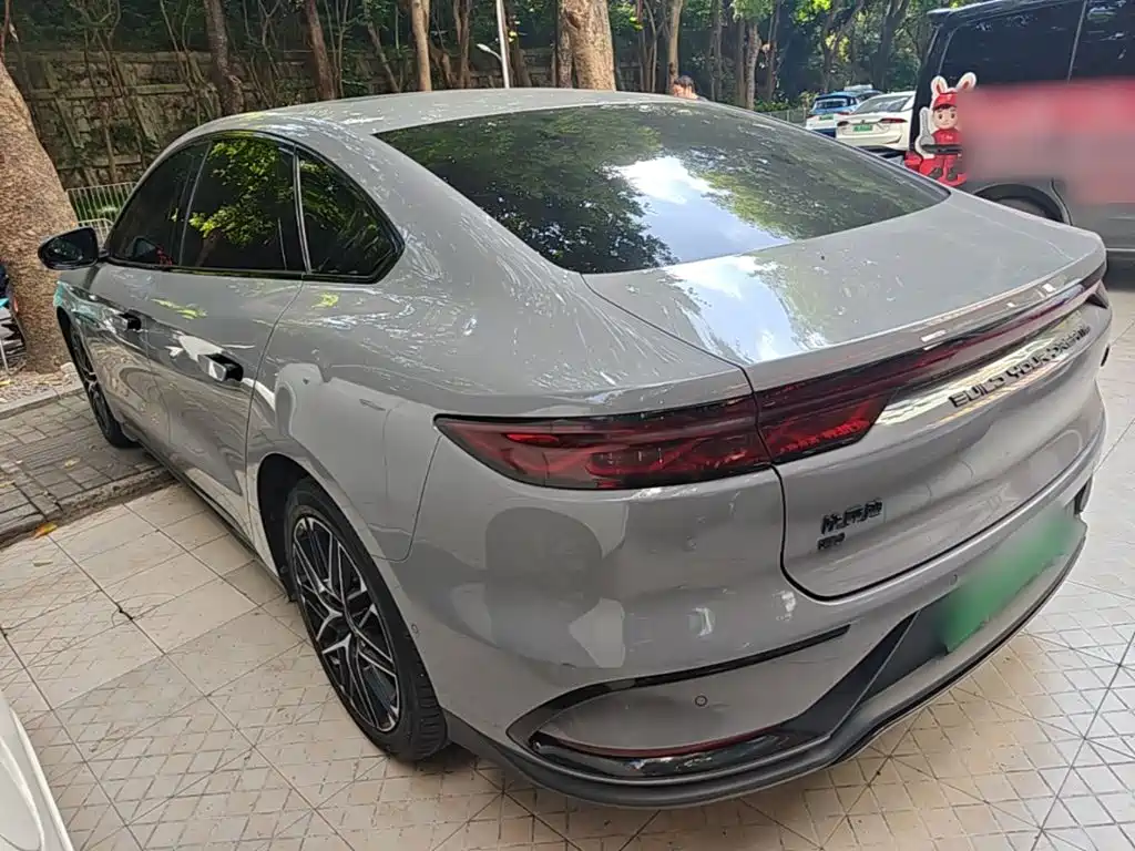BYD Han — миниатюра 5