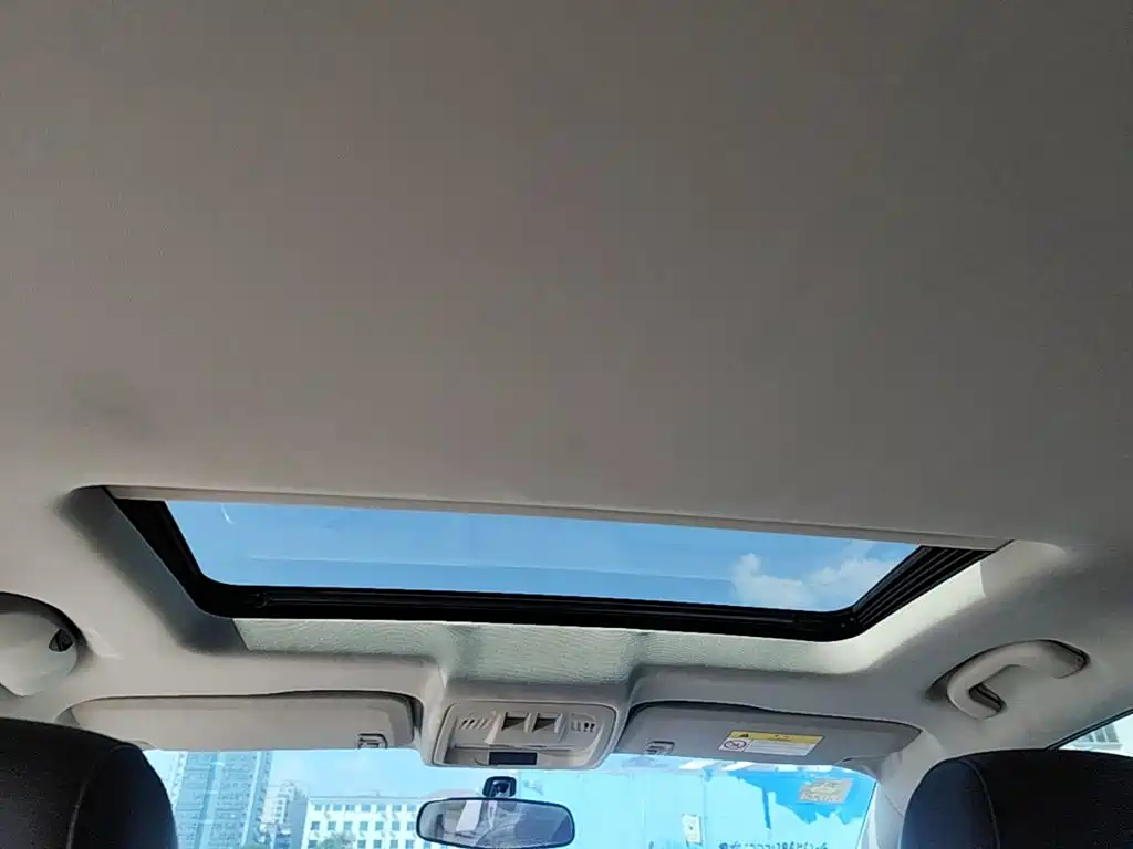 Buick Verano — миниатюра 18