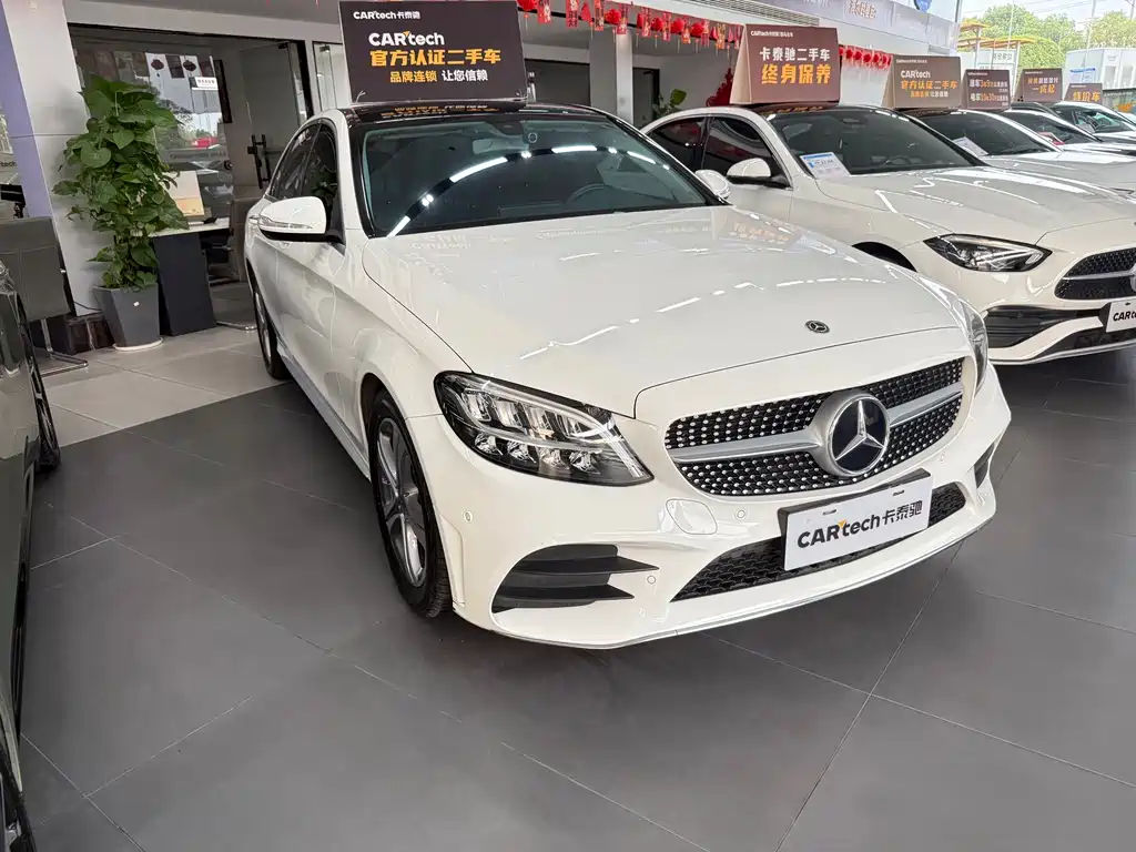Mercedes-Benz C-Class — миниатюра 3