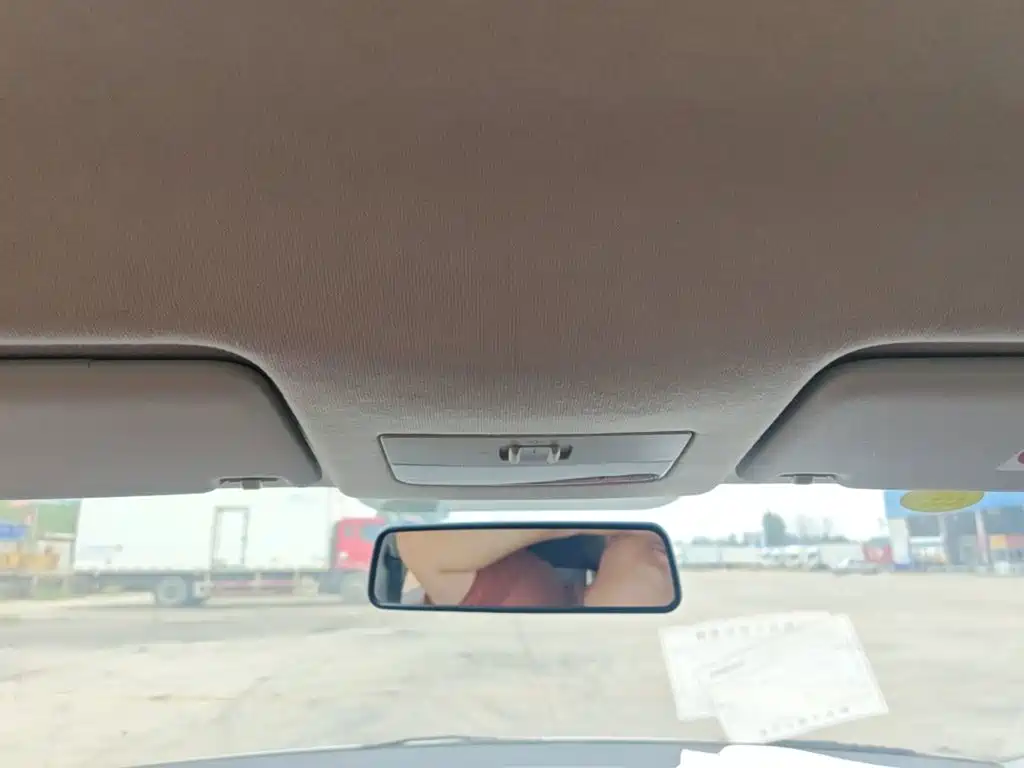 Volkswagen Santana — миниатюра 18