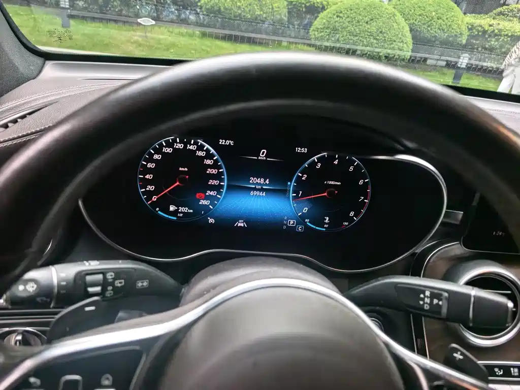 Mercedes-Benz GLC — миниатюра 11