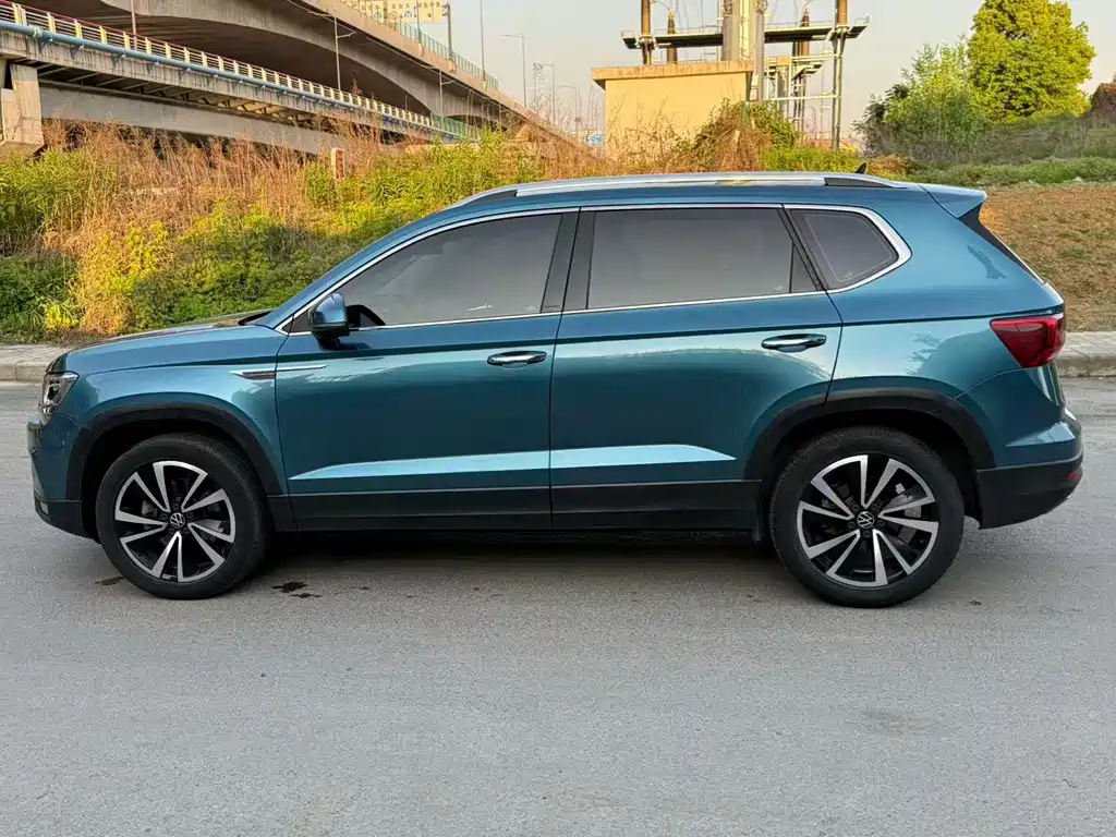 Volkswagen Tharu — миниатюра 7