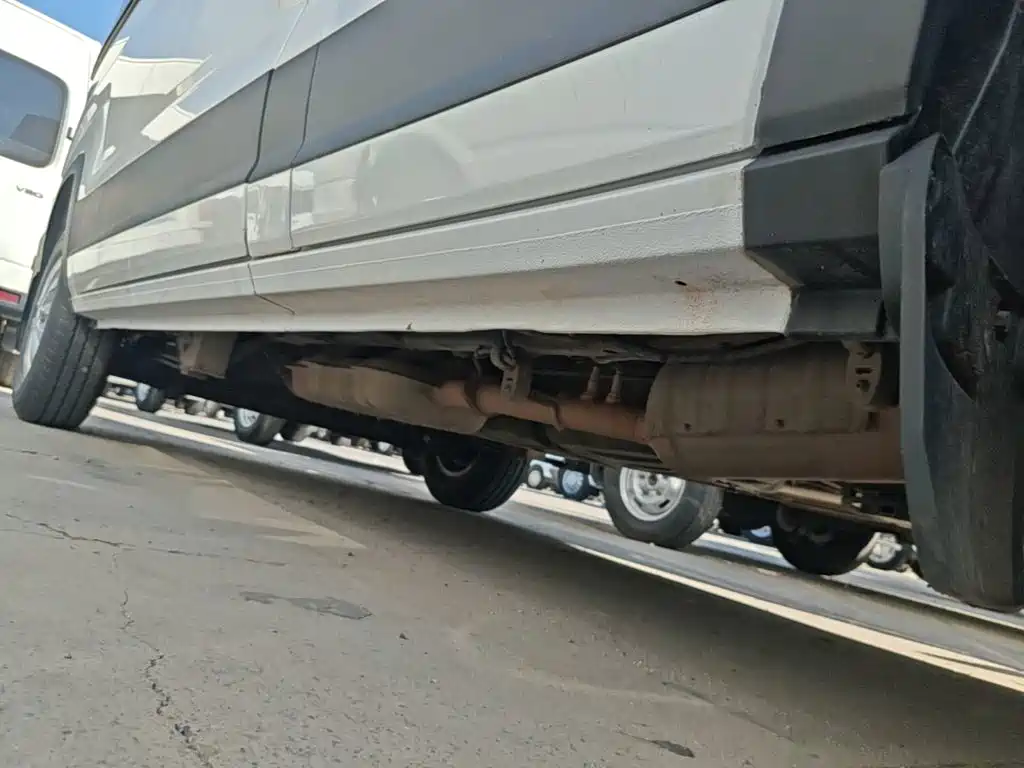 Maxus V90 — миниатюра 21