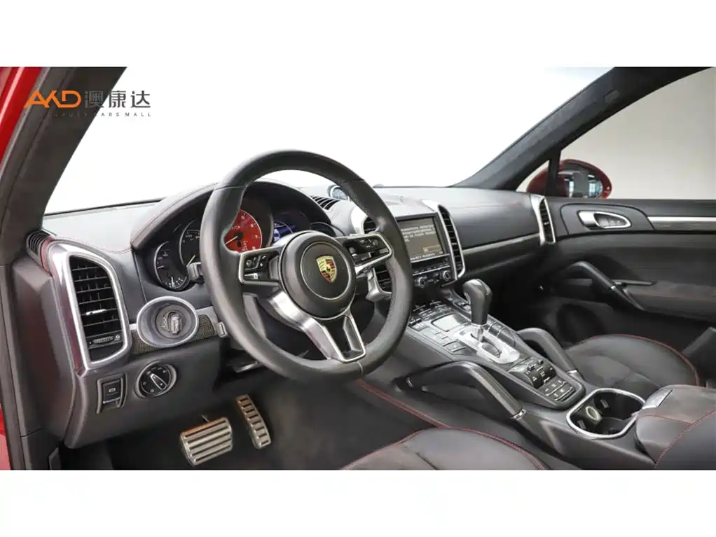 Porsche Cayenne — миниатюра 6