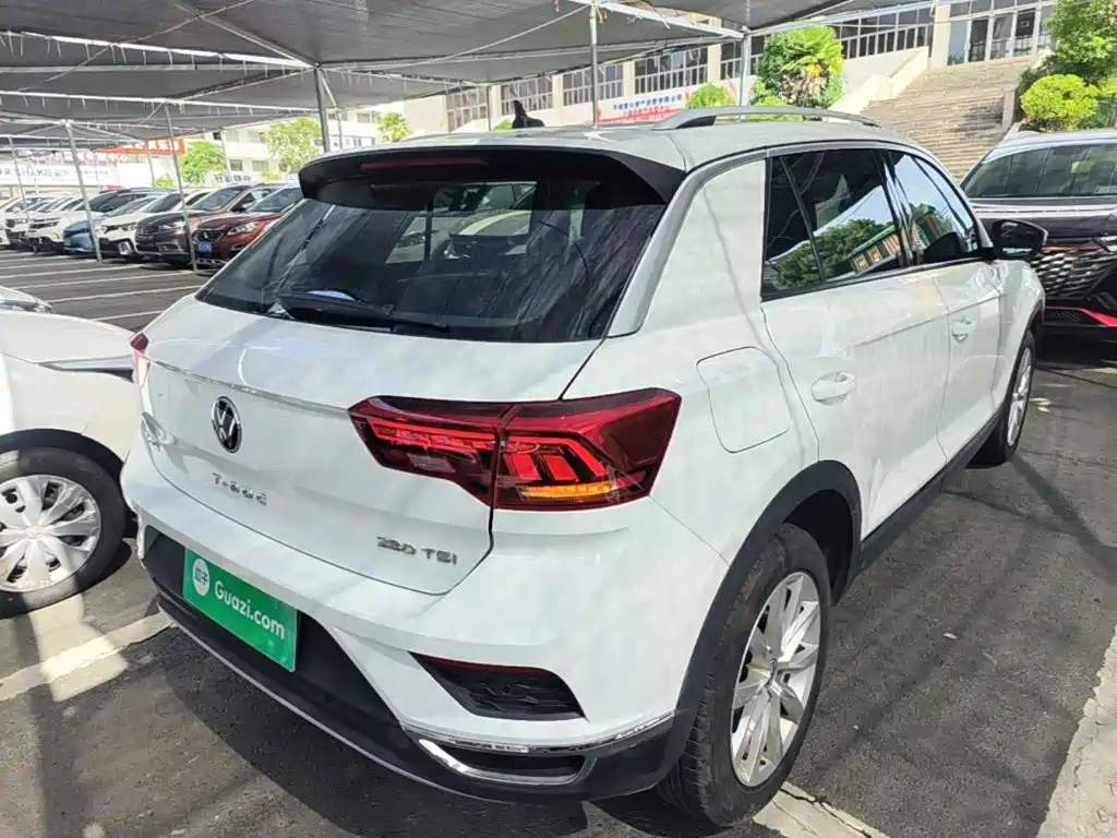 Volkswagen T-Roc — миниатюра 7