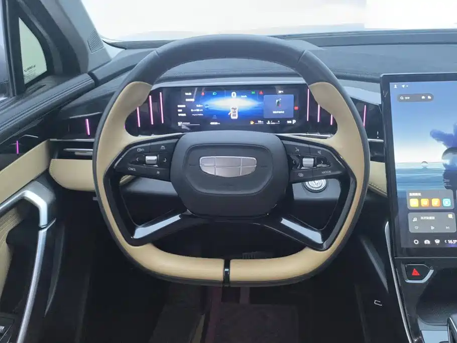Geely Boyue L — миниатюра 15