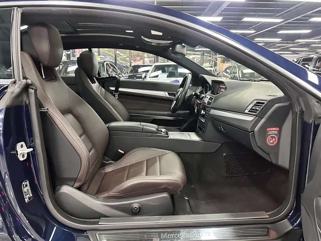 Mercedes-Benz E-Class (Import) — миниатюра 10