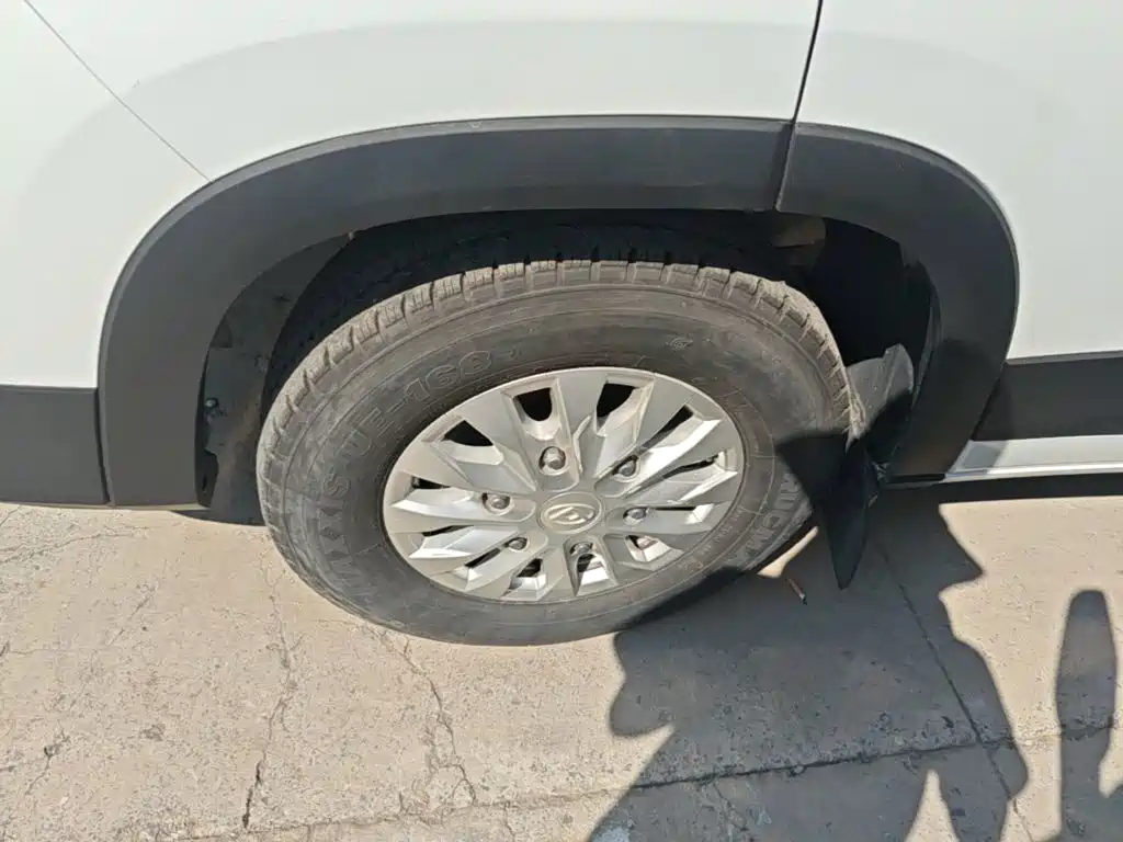 Maxus V90 — миниатюра 23