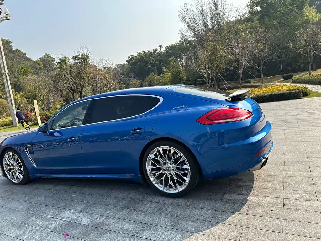 Porsche Panamera 2014 Panamera Executive 3.0T