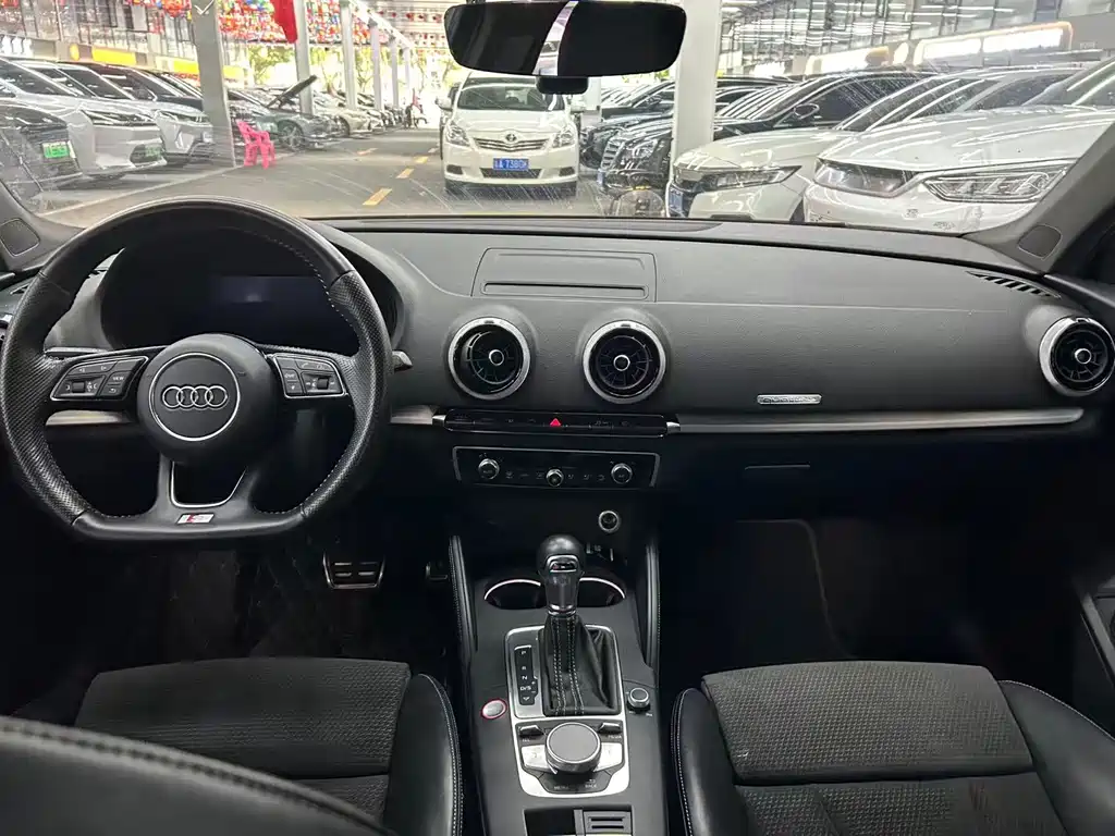 Audi S3 — миниатюра 10