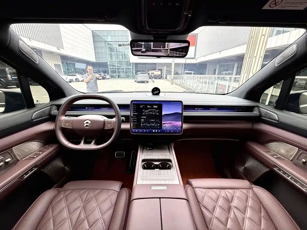 NIO ES8 — миниатюра 4