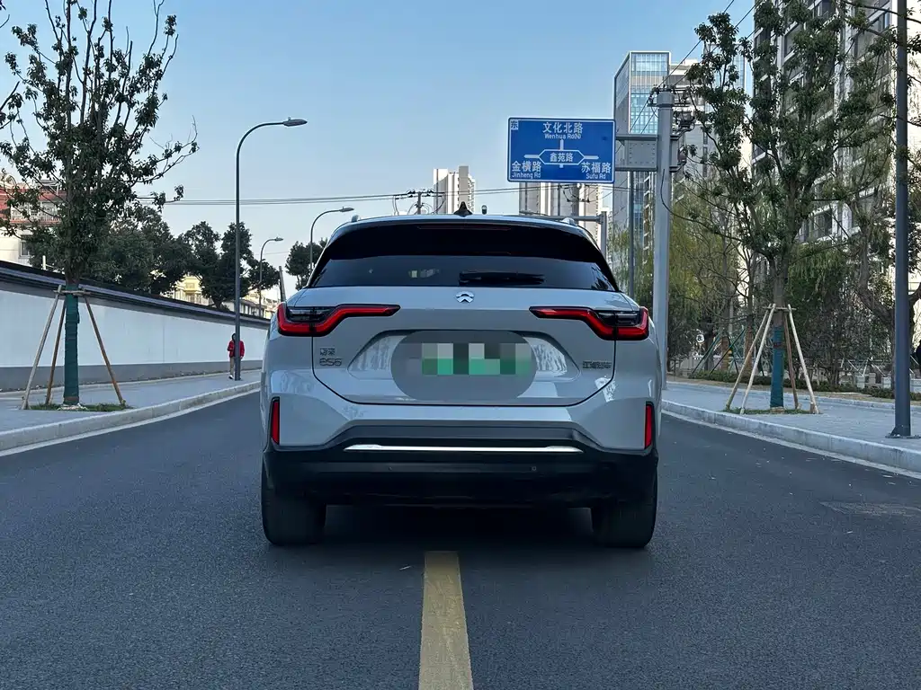 NIO NIO ES6