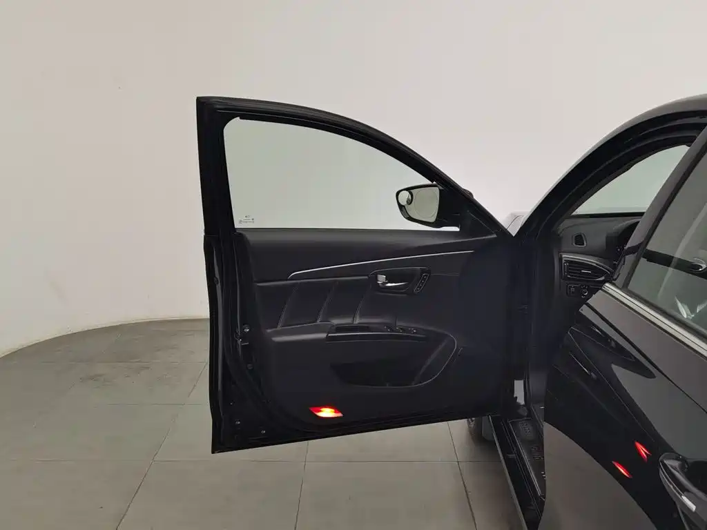 GAC Motor Trumpchi GA6 — миниатюра 8