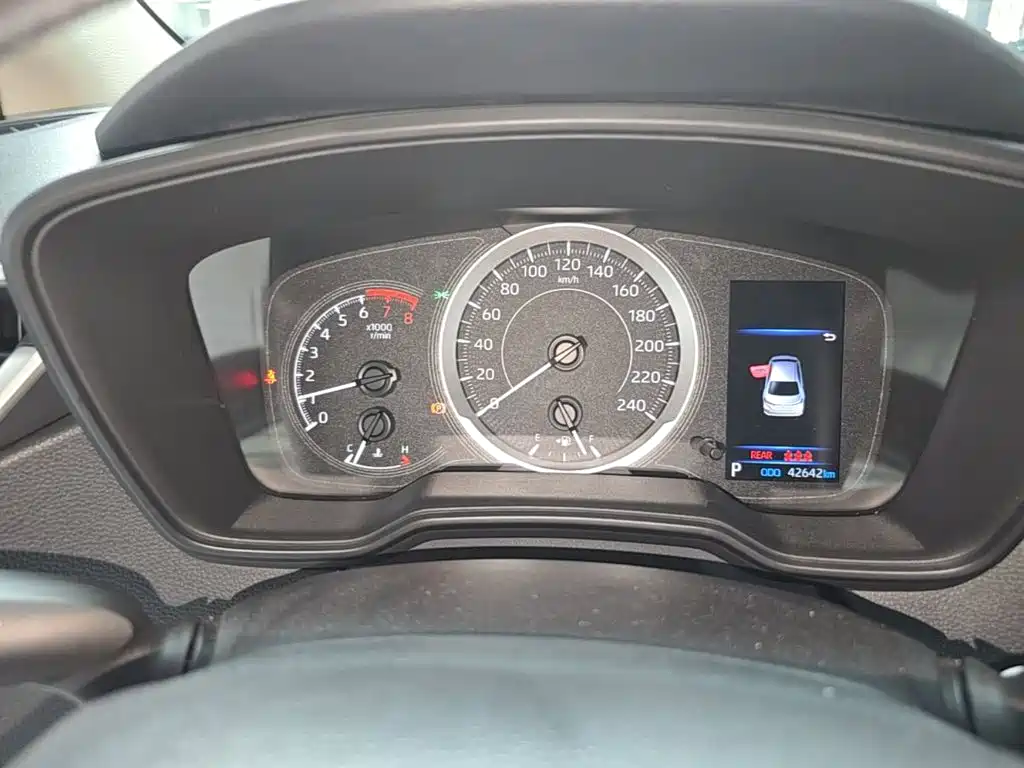 Toyota Corolla — миниатюра 12